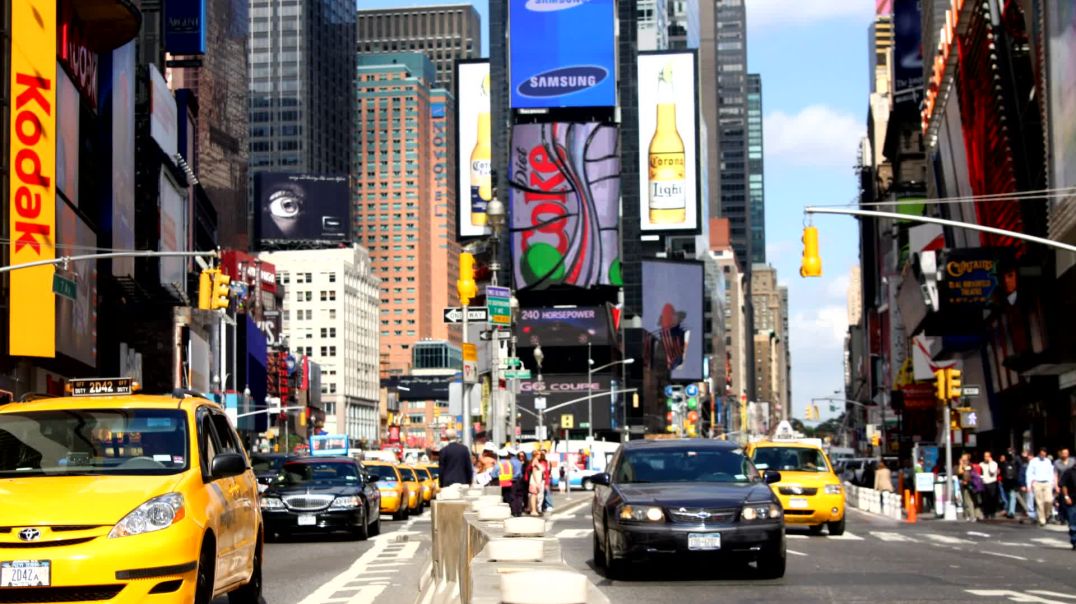 ⁣mixkit-times-square-during-a-sunny-day-4442-full-hd