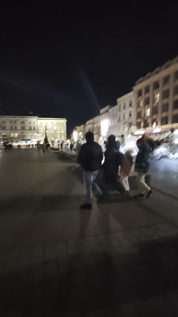 PXL_20260104_180922649